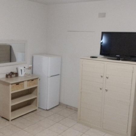 Larochelle Guesthouse Keetmanshoop Bilik gambar
